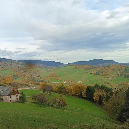 Vue Sur Les Montagnes * Lapoutroie