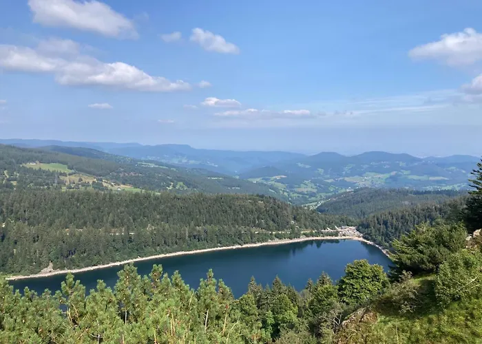 Vue Sur Les Montagnes Feriehus